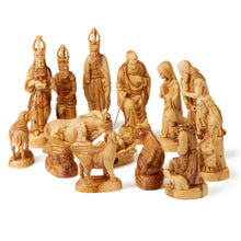 画像をギャラリービューアに読み込む, XL Deluxe Olive Wood Hand Crafted Musical Nativity Scene With Detailed Figures