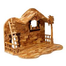 画像をギャラリービューアに読み込む, XL Deluxe Olive Wood Hand Crafted Musical Nativity Scene With Detailed Figures