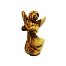 画像をギャラリービューアに読み込む, Hand carved olive wood angel made in Bethlehem, unique grain