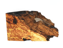 画像をギャラリービューアに読み込む, natural olive wood grain, bark, knots