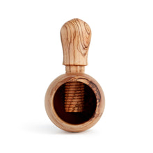 画像をギャラリービューアに読み込む, Olive Wood Nut Cracker OWK 017