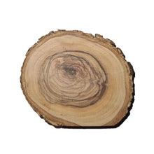 画像をギャラリービューアに読み込む, Handmade Olive Wood Round Bethlehem Nativity Scene OWO 091