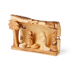 Large Log Nativity with Faceless Figures